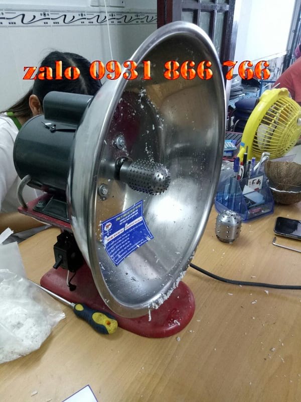 máy nạo dừa là sản phẩm hỗ trợ hiệu quả nhất cho công việc nạo dừa của bạn