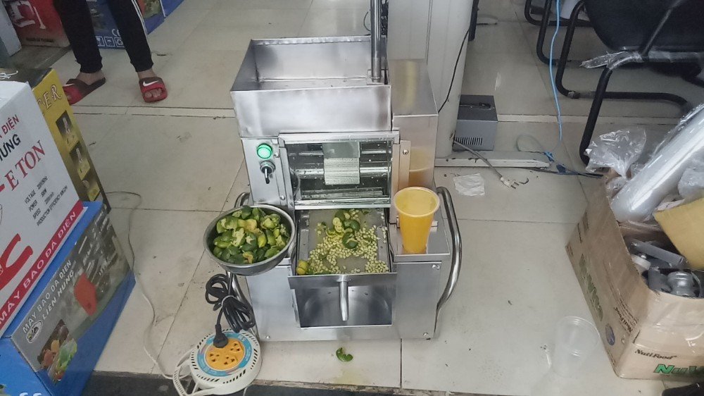 BẠM ĐÃ QUÁ MỆT MỖI KHI PHẢI ÉP CHANH TẮC HẰNG NGÀY BẰNG TAY. BẤT TIỆN LẠI CÒN MẤT VỆ SINH